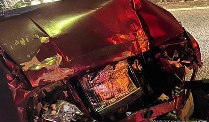 Rize'de otomobil, minibüse çarptı; 1 yaralı