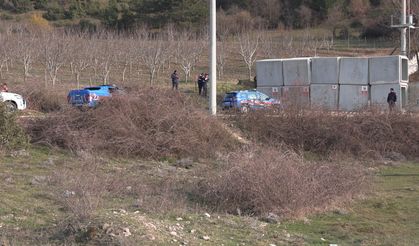 Girilmesi yasak olan gölete giren çocuk boğulma tehlikesi geçirdi