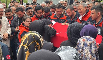 Yaşamını yitiren AFAD personelinin cenaze namazını babası kıldırdı/Ek Fotoğraflar