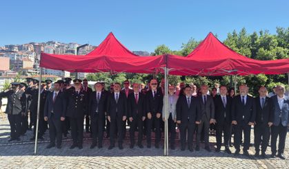 Zonguldak'ın kurtuluşunun 105'inci yılında taşkömürünü bulan Uzun Mehmet anıldı