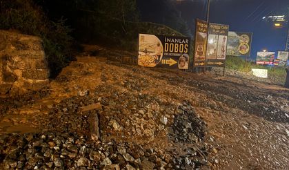 Trabzon'da etkili sağanak; Uzungöl'de taşkın