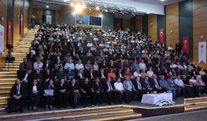 Karadeniz'de kamu personeline iletişim ve yapay zeka eğitimi