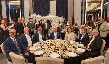 Özgür Özel, Çorum'da düğüne katıldı