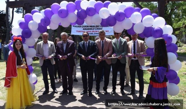 Bafra Hasan ÇAKIN Mesleki ve Teknik Anadolu Lisesinde TÜBİTAK 4006 Bilim Fuarı açıldı.