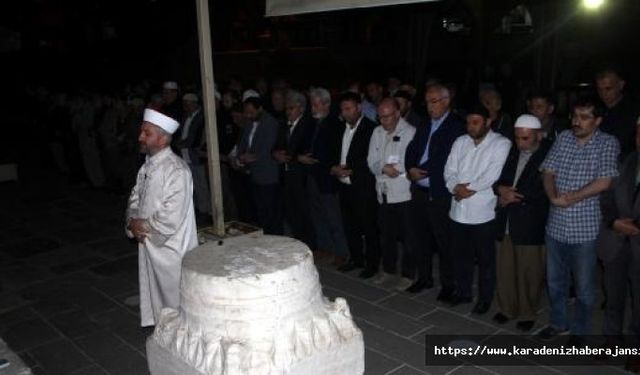 Tokat'ta, Filistin'de ölenler için gıyabi cenaze namazı