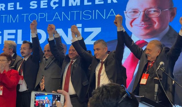 İYİ Parti'den istifa etti, CHP'li Murat Şenel'e desteğini açıkladı