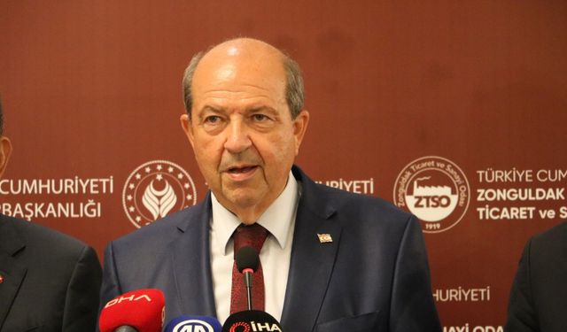 KKTC Cumhurbaşkanı Tatar; Barış Harekatı'na katılan gazilerle kucaklaştım