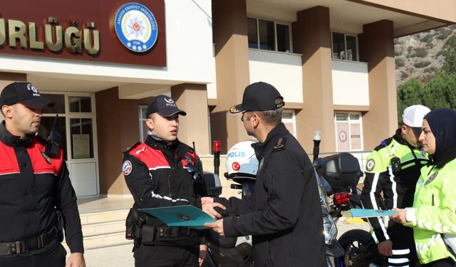 Amasya’da eğitimlerini tamamlayan yunus ve şahin timleri sertifikalarını aldı