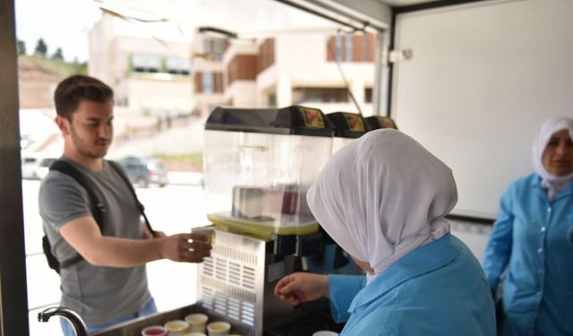 Çorum mobil ikram aracıyla 3 yılda 400 bin kişiye ulaşıldı