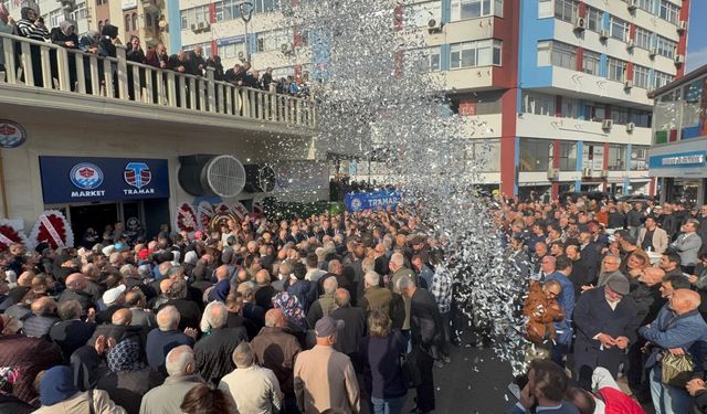 Trabzon Büyükşehir Belediyesi'nin ucuz market hizmetine ilgi