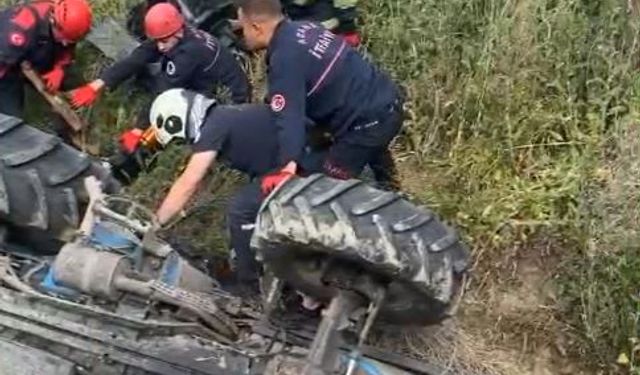 Adana'da traktör devrildi: 1 ölü