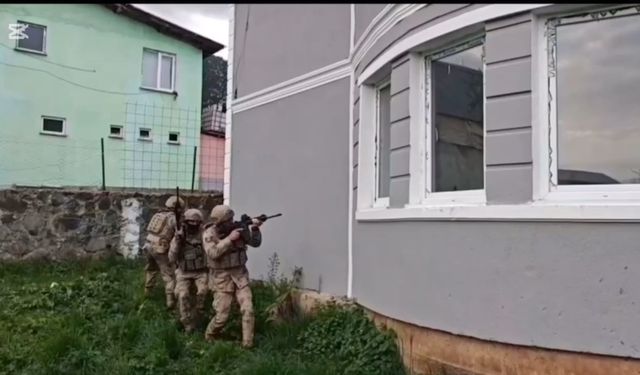 Artvin’de silah kaçakçılığı operasyonunda 9 kişi yakalandı