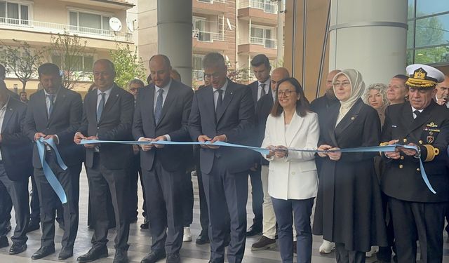 Bakan Memişoğlu: Kimseyi zorlamak, baskı yapmak istemeyiz ama ailenin ruhu çocuk olunca güzelleşir (3)