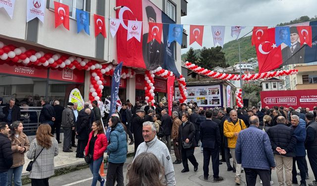 CHP’li Zeybek: Sandık milletin önüne gelene kadar meydanlardan geri durmayacağız