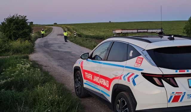 Edirne'de devrilen motosiklet metrelerce sürüklendi: 1 ölü, 1 yaralı
