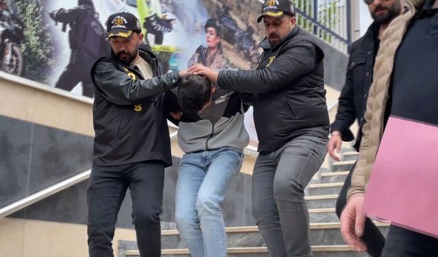 İstanbul- Bağcılar'da market çalışanını bıçakla tehdit edip 80 bin lira gasbetti