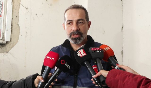İstanbul- Başakşehir'de Çevre, Şehircilik ve İklim Değişikliği Bakanlığı ekiplerinden hasar tespit çalışması