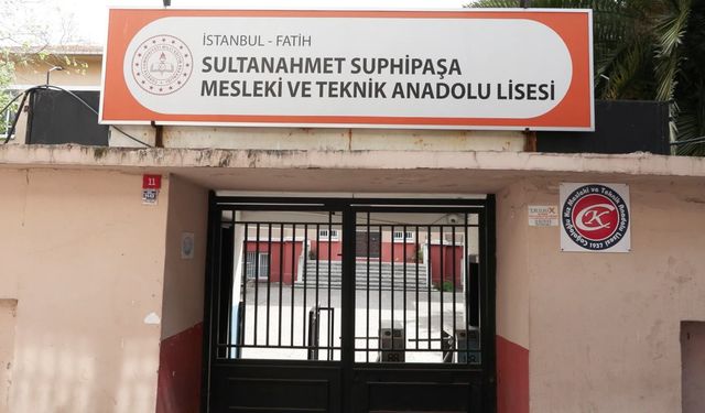 İstanbul- İstanbul'da depremin ardından 4 okul tahliye edildi