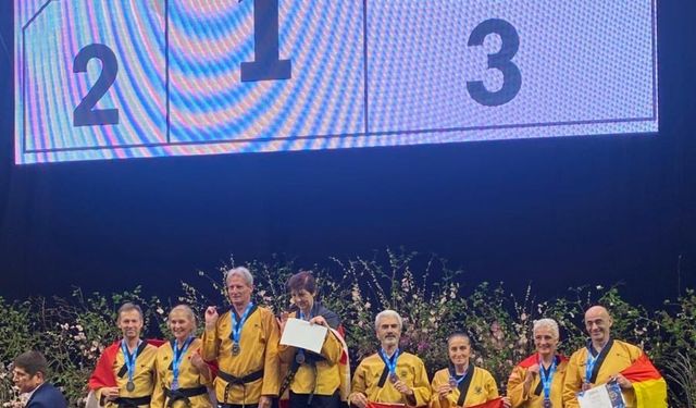 ‘Süper Babaanne’ Avrupa Tekvando Poomsea Şampiyonası’nda 3. oldu
