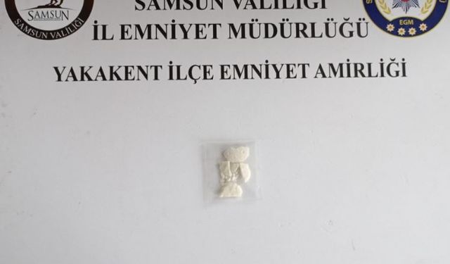 Uyuşturucuyla yakalanan 'metafizik uzmanı' ile arkadaşı, tutuklandı