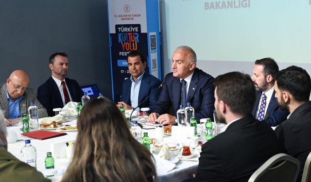 Bakan Ersoy: Müzelerimizdeki eserlere DNA kodlu mührümüzü yerleştiriyoruz