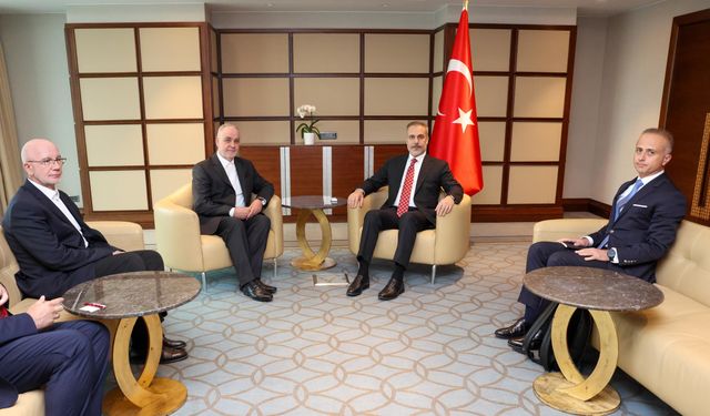 Bakan Fidan, Bosna-Hersek İslam Birliği Başkanı Kavazoviç ile görüştü