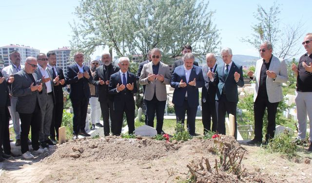 BBP Genel Başkan Destici, Sivas'ta taziye ziyaretinde bulundu