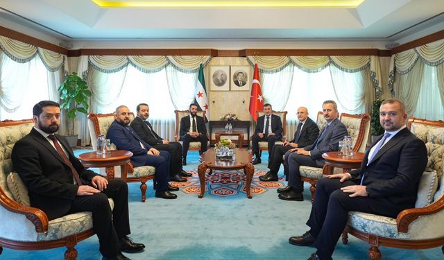 Cumhurbaşkanı Yardımcısı Yılmaz, Suriye Cumhurbaşkanı Şara ile bir araya geldi
