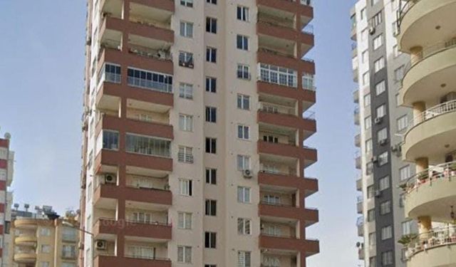Depremde ölenlerin tutanakla aldığı altınlarını vermediği iddia edilen polis memuru ihraç edildi