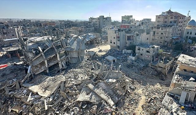İHH: İsrail, Gazze’de 1000’den fazla sağlık çalışanını şehit etti