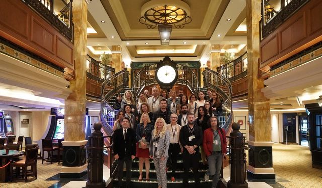 İngiliz Cunard Line'ın ünlü gemisi Queen Victoria, İstanbul'da