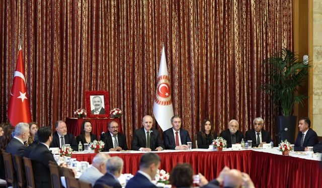 Kurtulmuş ve Bahçeli'den, DEM Parti grubuna taziye ziyareti