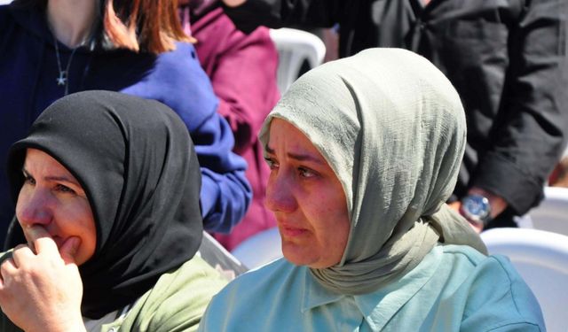 Manisa'da 56 engelli birey, bir günlüğüne asker oldu