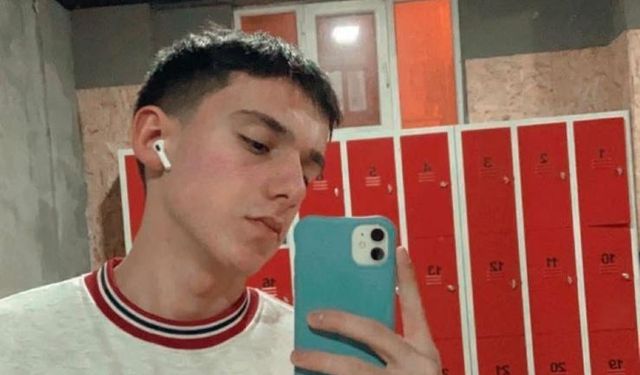 Motosiklet kazasında ölen Emirhan gözyaşlarıyla toprağa verildi