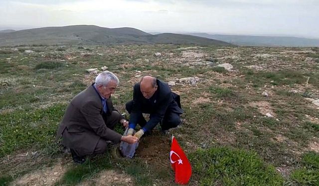 Şehit dedesinin vasiyetini 104 yıl sonra yerine getirdi