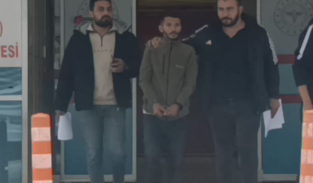 Sosyal medyadan tanışıp buluştuğu kişiyi mobil bankacılıkla 300 bin TL dolandırdı