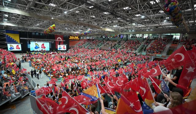 Yunus Emre Enstitüsü, Bosna Hersek'te Çocuk Şenliği düzenledi