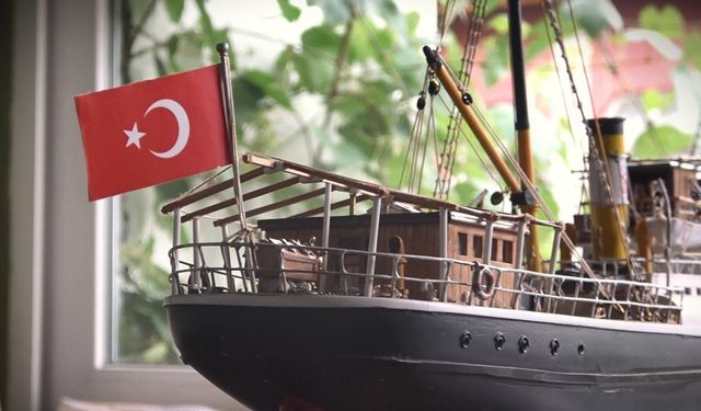 15 yılda 27 tarihi geminin maketini yaptı