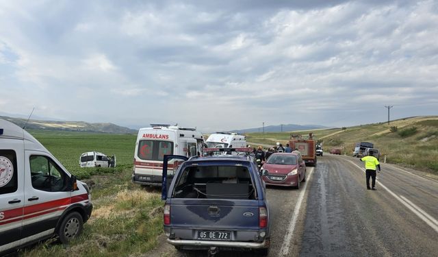 Amasya’da yolcu minibüsü takla attı: 1 ölü, 4 yaralı