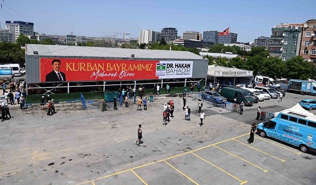‘Bahçelievler Çobançeşme kurbanlık pazarında kesim işlemleri modern tesiste yapıldı’