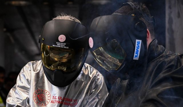 Bakan Uraloğlu: Trenler güneş enerjisiyle üretilecek