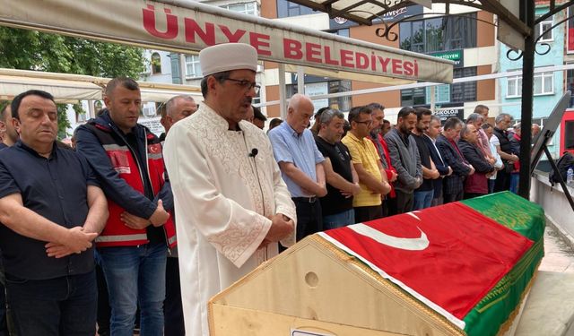 Çanakkale'deki patlamada ölen sağlık personeli, Ordu'da toprağa verildi