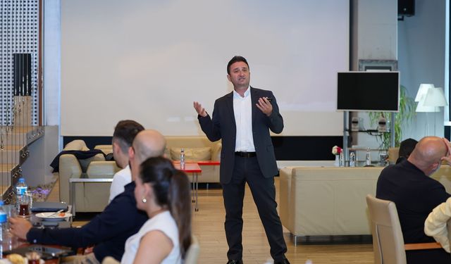 Dijital egemenlikte yeni bir dönem başlıyor: Microsoft & D Tech Cloud Bağımsız ve Güvenli Bulut Çözümleri çalıştayı gerçekleşti