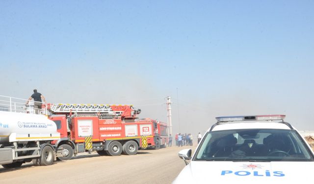 Gaziantep'te anız yangını 4 saatte söndürüldü