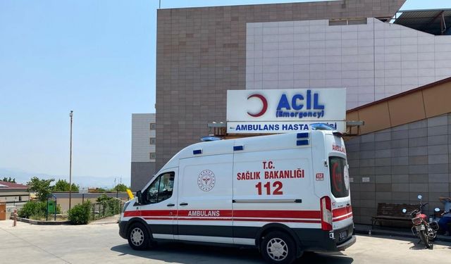 Manisa'da 5'inci kattan düşen inşaat işçisi öldü