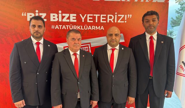 Samsunspor, 60’ıncı yıl kutlamalarında eski futbolcu ve yöneticileri ağırladı