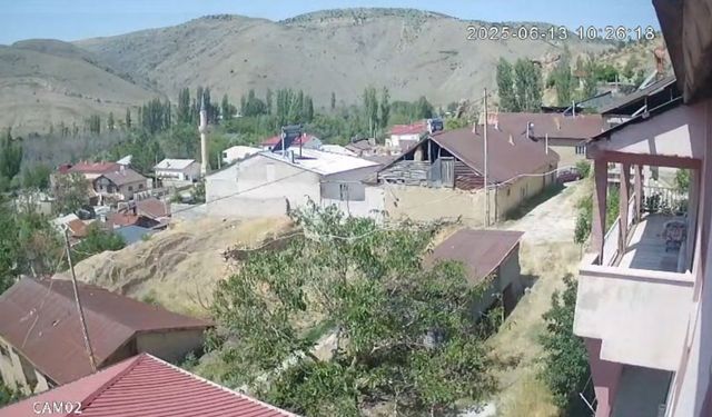 Sivas'ta 4 büyüklüğünde deprem (2)