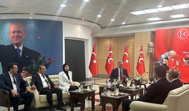 Siyasi partiler arasında bayramlaşma ziyaretleri (3)