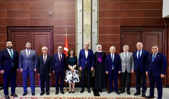 TBMM Başkanı Kurtulmuş, Astana Büyükelçiliği’ni ziyaret etti