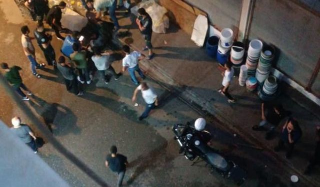 Yolda yürürken silahlı saldırıda yaralandı